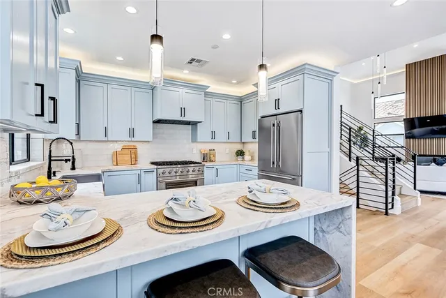 $1,749,999 | 2604 Grant Avenue, Unit A, Redondo Beach, CA 90278