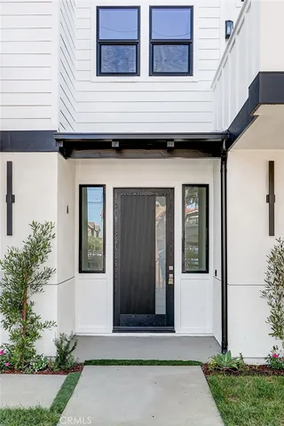 $1,749,999 | 2604 Grant Avenue, Unit A, Redondo Beach, CA 90278