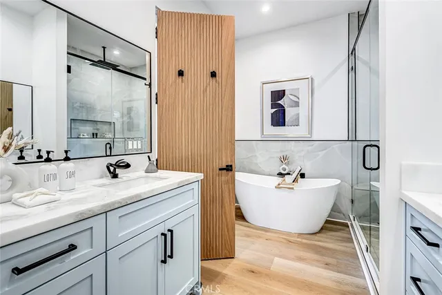 $1,749,999 | 2604 Grant Avenue, Unit A, Redondo Beach, CA 90278