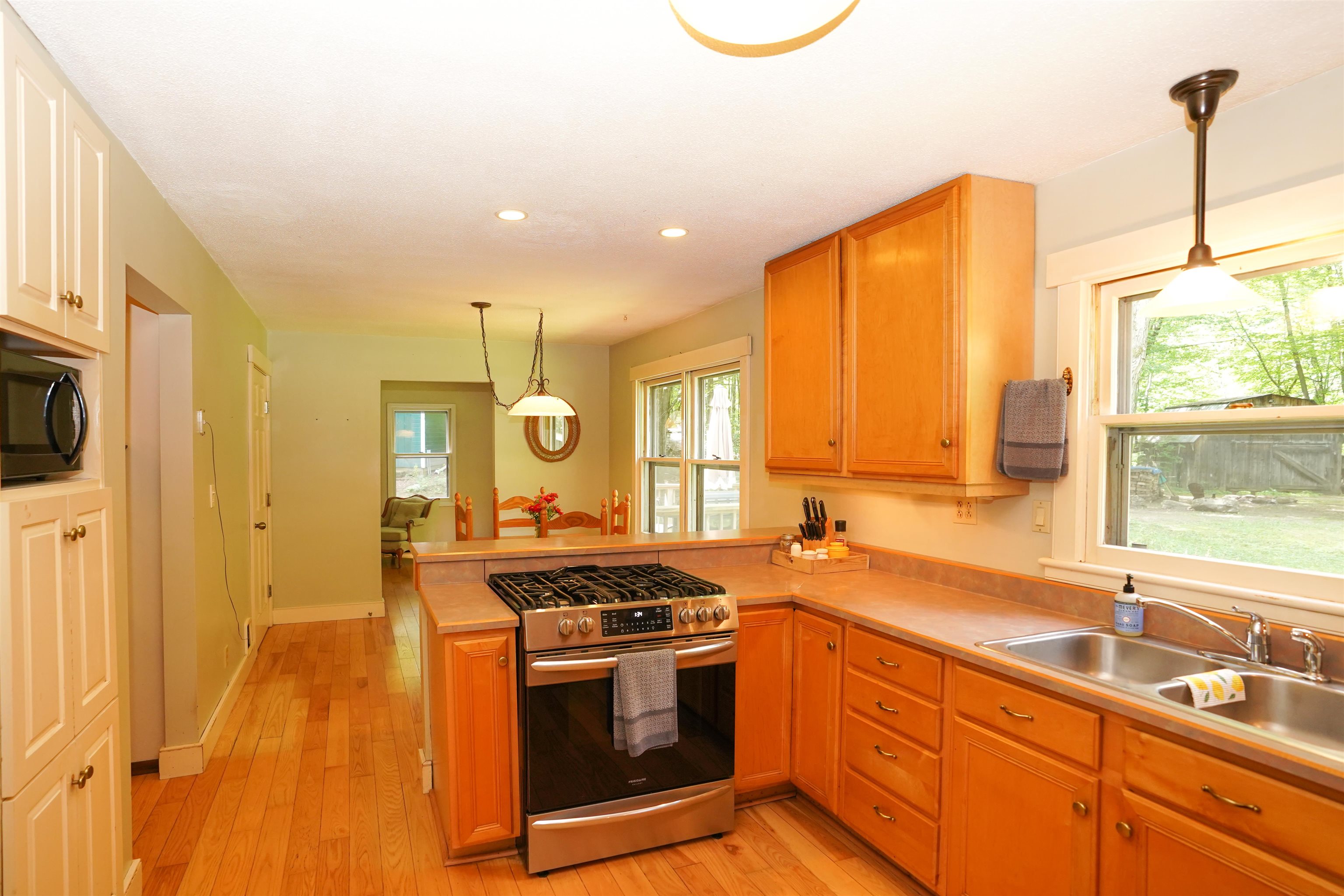 2045 N Road Hinesburg, VT 05461 - Photo 3 of 33