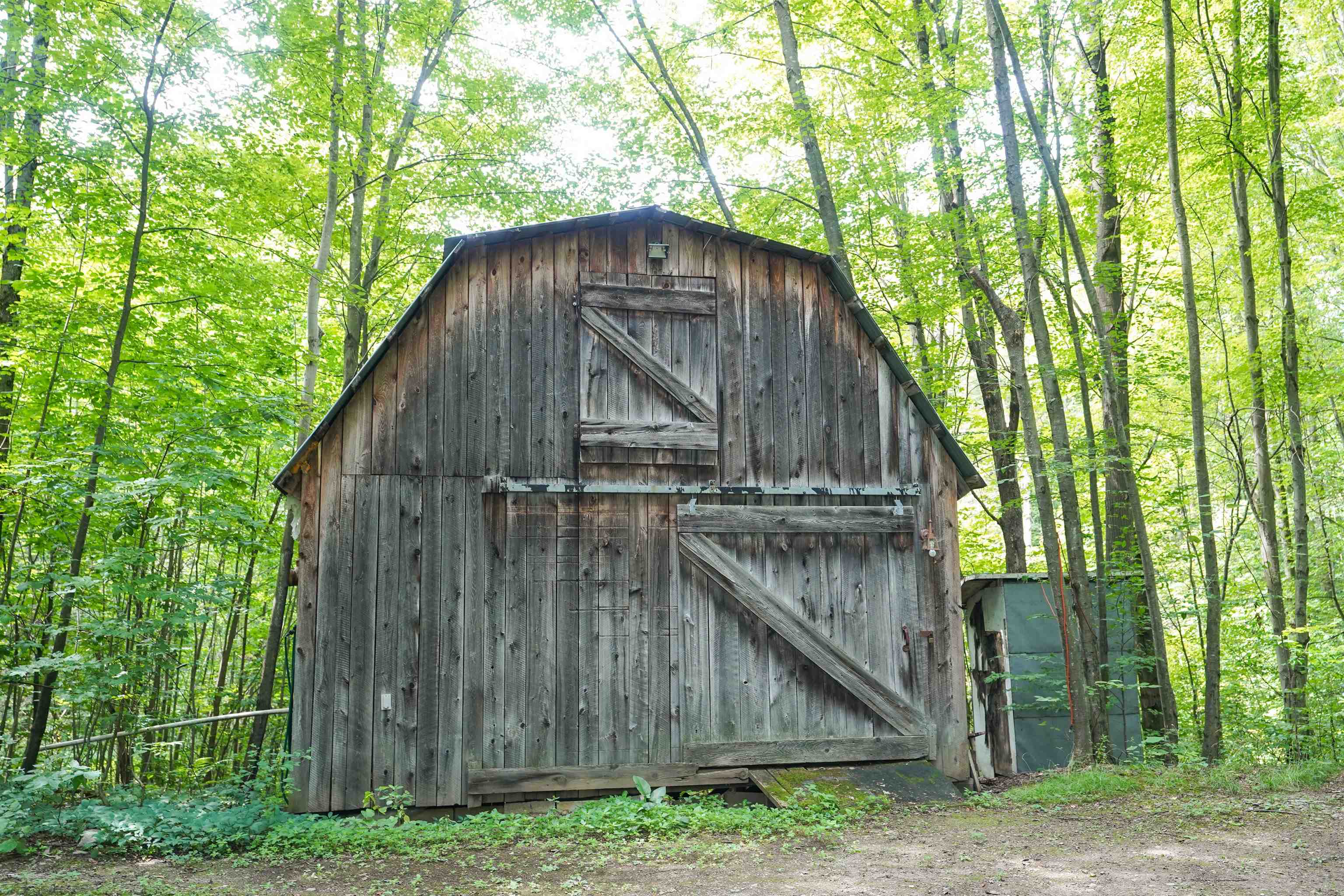 2045 N Road Hinesburg, VT 05461 - Photo 28 of 33
