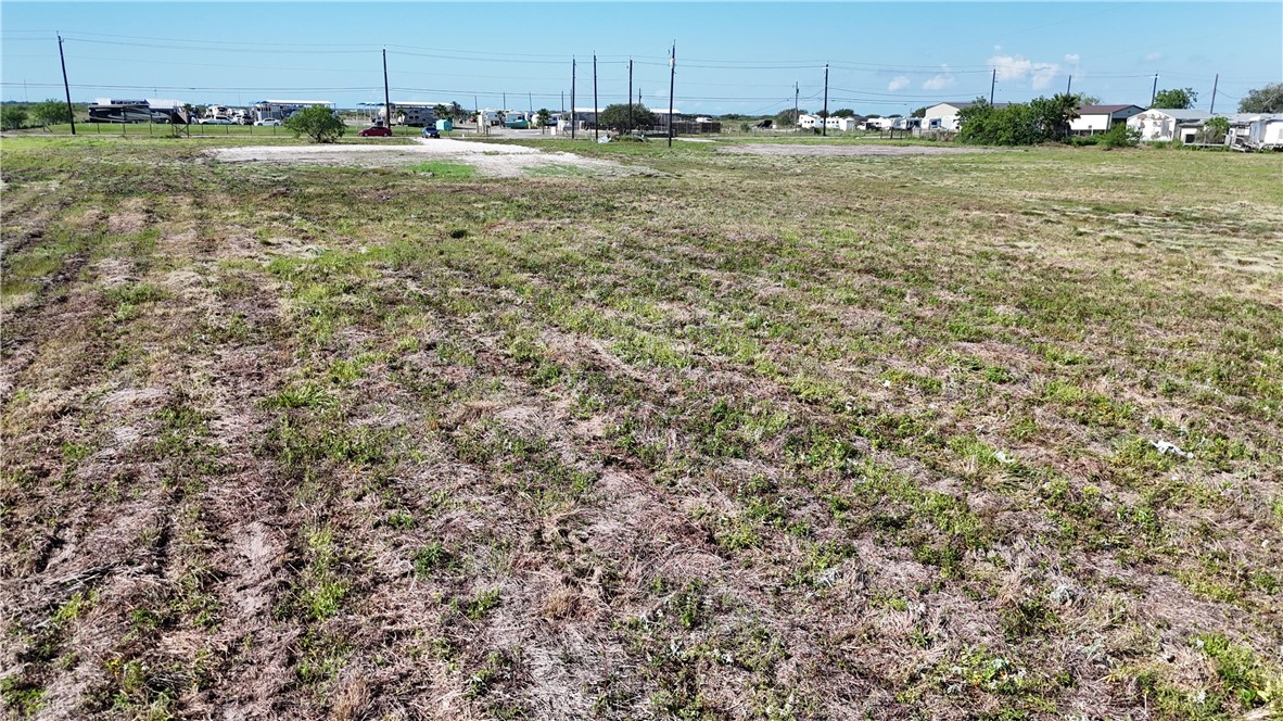 380 Rattlesnake Point Road Rockport, TX 78382 - Photo 5 of 6