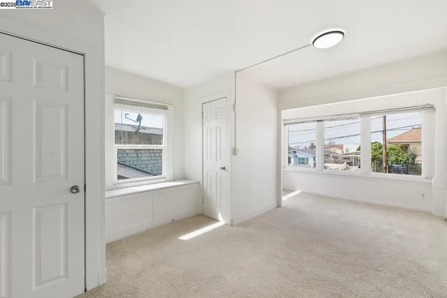 $1,240,000 | 2138 19th Avenue, Oakland, CA 94606