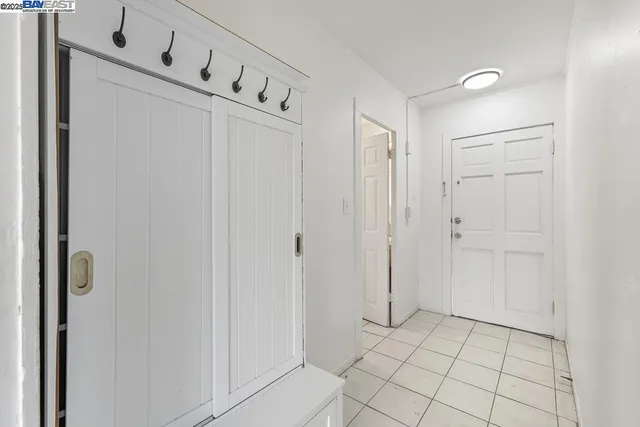 $1,240,000 | 2138 19th Avenue, Oakland, CA 94606