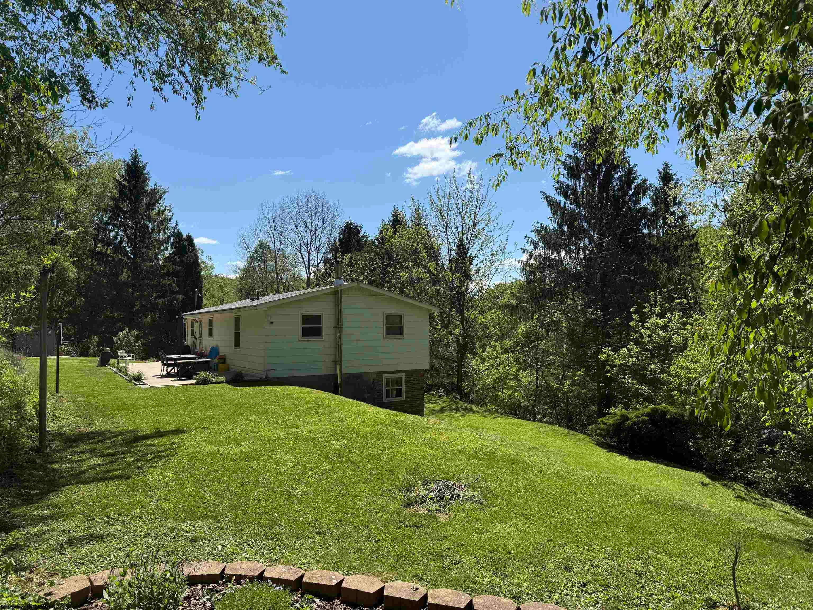 298 Tipple Road Salem, WV 26426 - Photo 22 of 29 Gallery Image 22