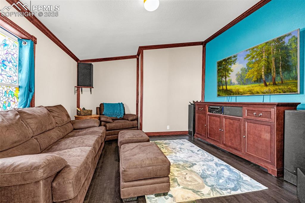 2084 Barrett Road Colorado Springs, CO 80926 - Photo 18 of 47