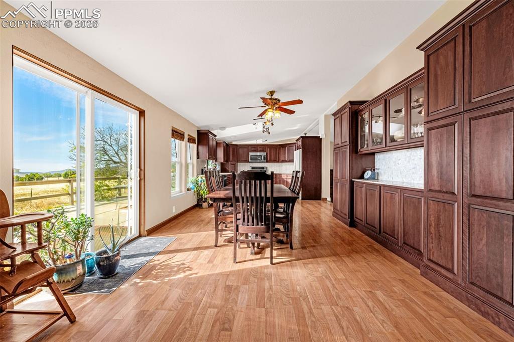 2084 Barrett Road Colorado Springs, CO 80926 - Photo 8 of 47