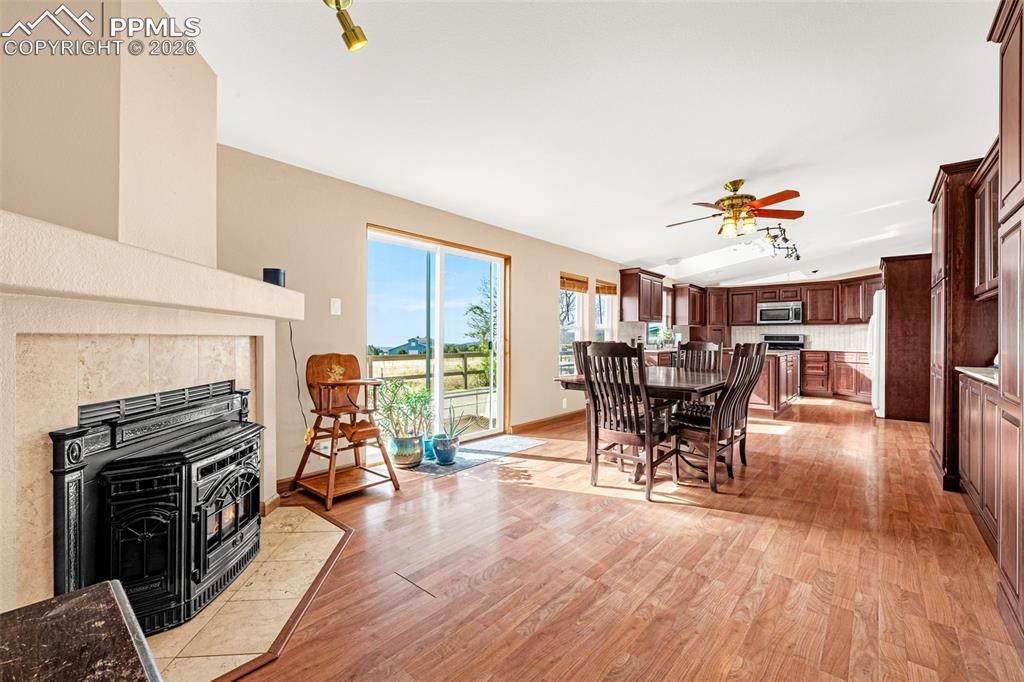 2084 Barrett Road Colorado Springs, CO 80926 - Photo 9 of 47