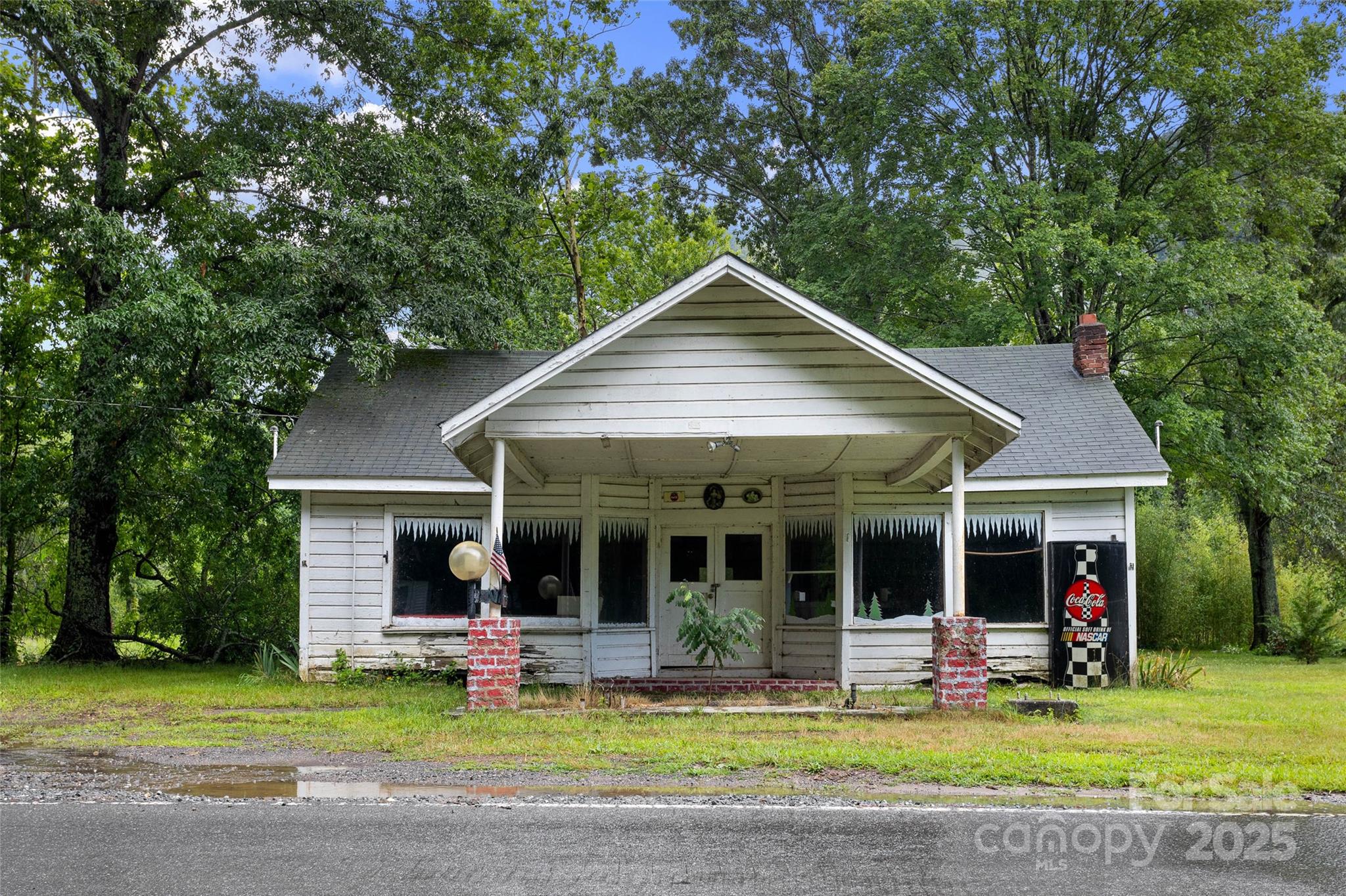 9521 Cruso Road Canton, NC 28716 - Photo 34 of 46