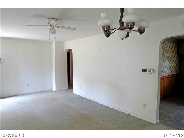 3310 Warner Road Richmond, VA 23225 - Photo 3 of 16 Living Room