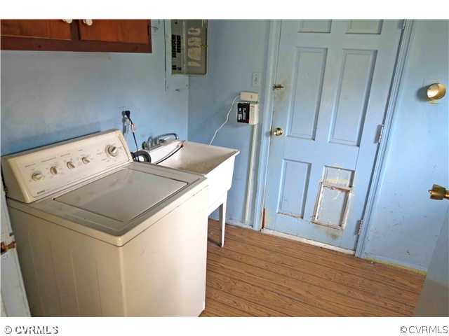 3310 Warner Road Richmond, VA 23225 - Photo 10 of 16 Other - Laundry