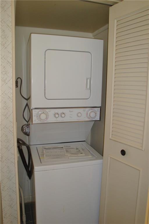 5333 Southeast Miles Grant Road, Unit I103 Stuart, FL 34997 - Photo 9 of 15 Gallery Image 9