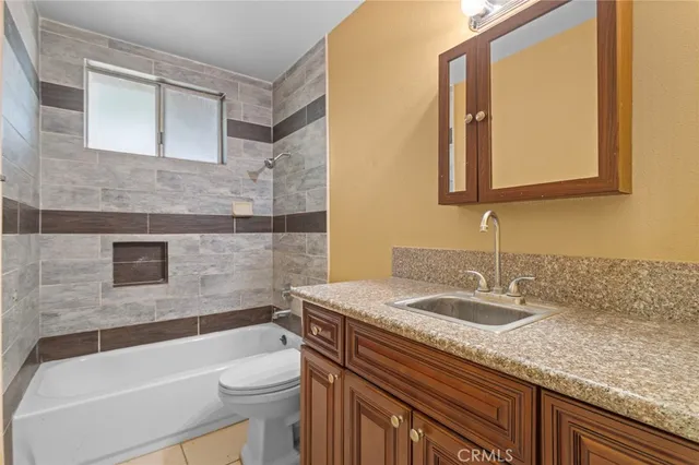 $1,795 | 7243 Milton Avenue, Unit 4, Whittier, CA 90602