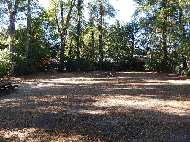 $1,100 | 3935 Caldwell Drive, Tallahassee, FL 32310