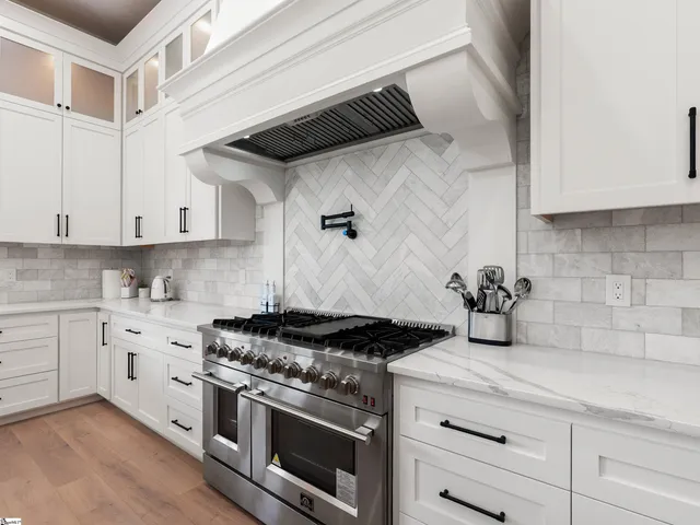 $849,000 | 610 Crowe Creek Trail, Inman, SC 29349