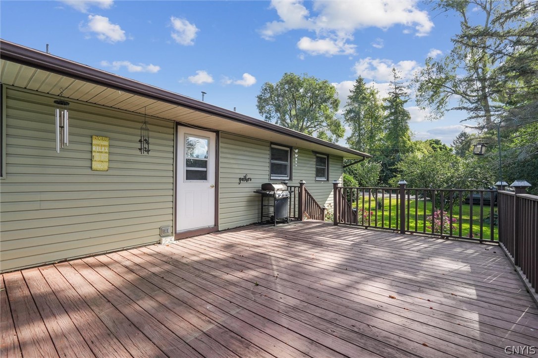 4631 County Rte 4 Scriba, NY 13126 - Photo 30 of 43 Rear deck views
