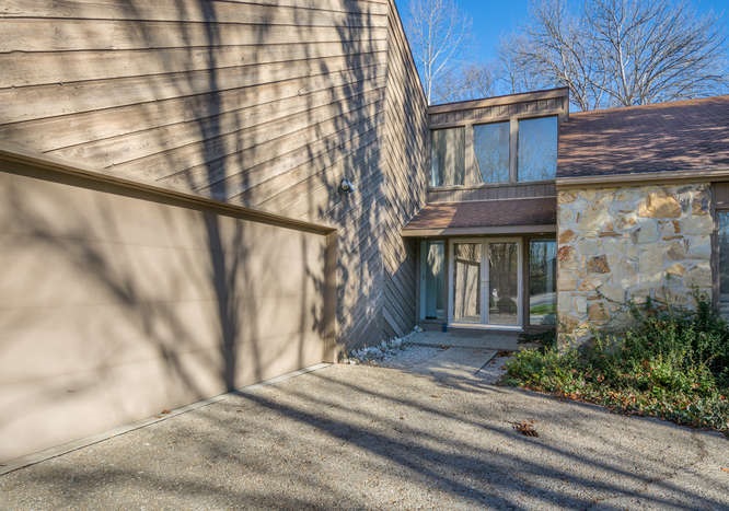3328 North Ramble Rd Court Bloomington, IN 47408 - Photo 2 of 36 Gallery Image 2