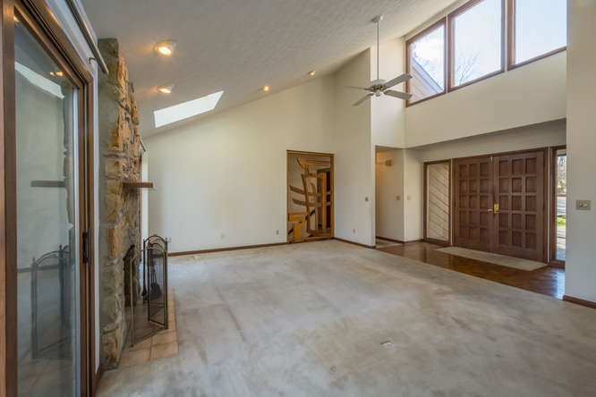 3328 North Ramble Rd Court Bloomington, IN 47408 - Photo 5 of 36 Gallery Image 5