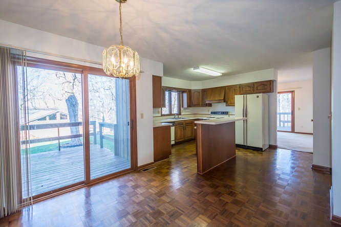 3328 North Ramble Rd Court Bloomington, IN 47408 - Photo 9 of 36 Gallery Image 9