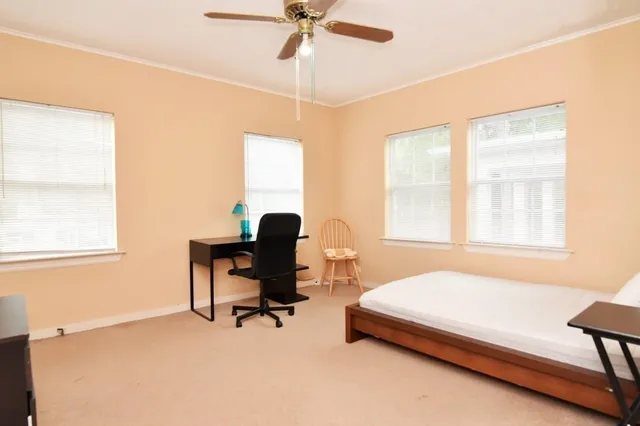 $1,100,000 | 1961 Dryden Road, Houston, TX 77030