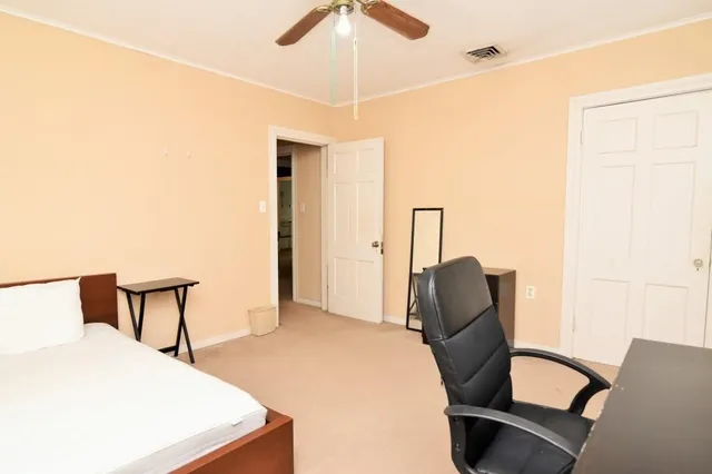 $1,100,000 | 1961 Dryden Road, Houston, TX 77030