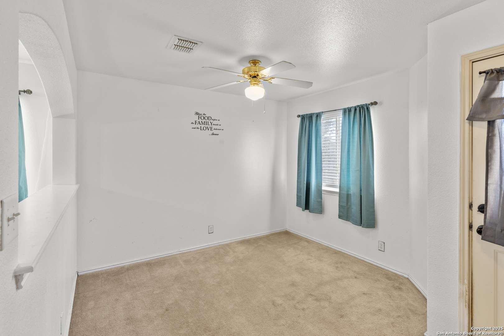 3917 Whisper Ridge Schertz, TX 78108 - Photo 7 of 27 a view of empty room with window