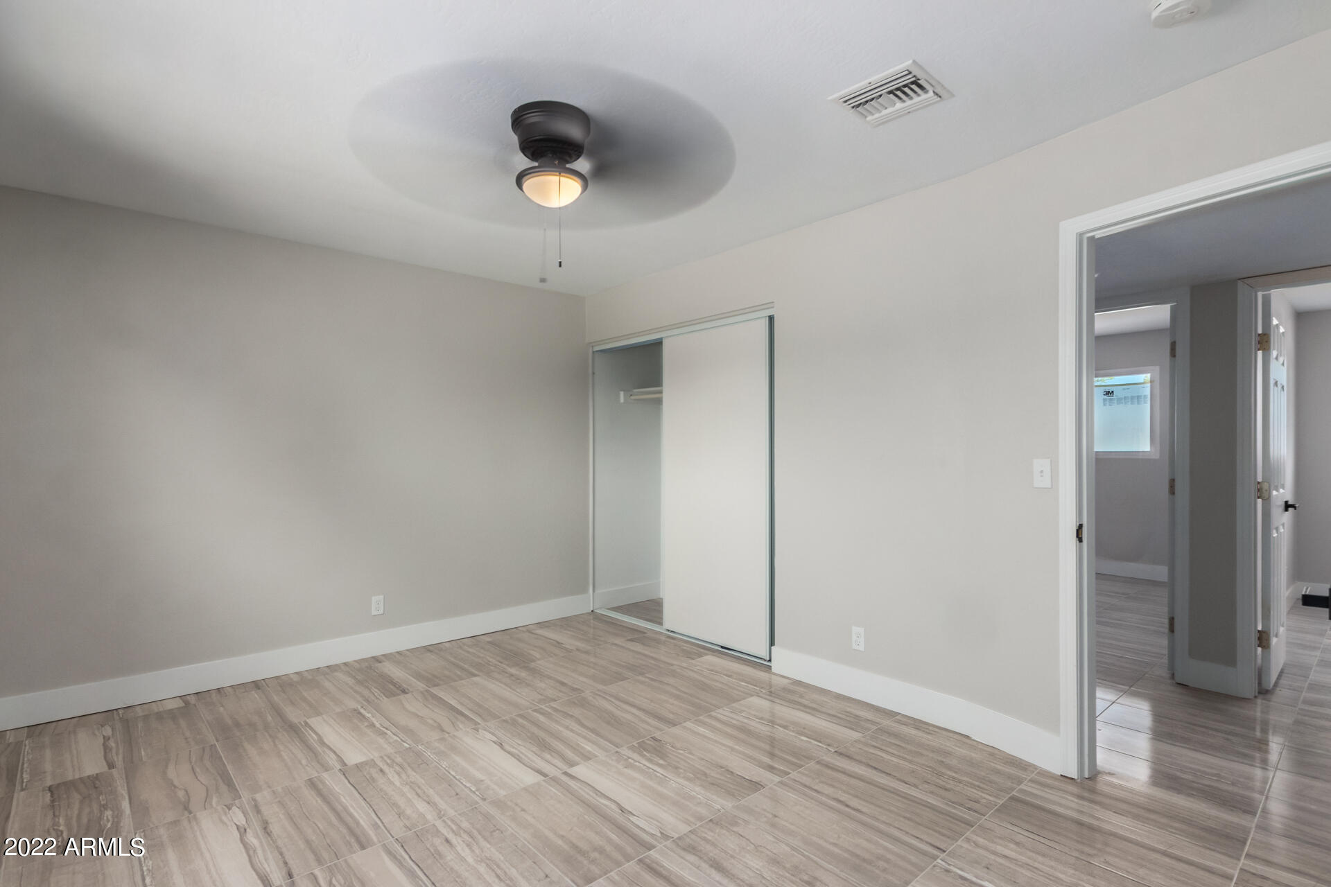 2914 West Charter Oak Road Phoenix, AZ 85029 - Photo 13 of 23 13 - Charter Oak
