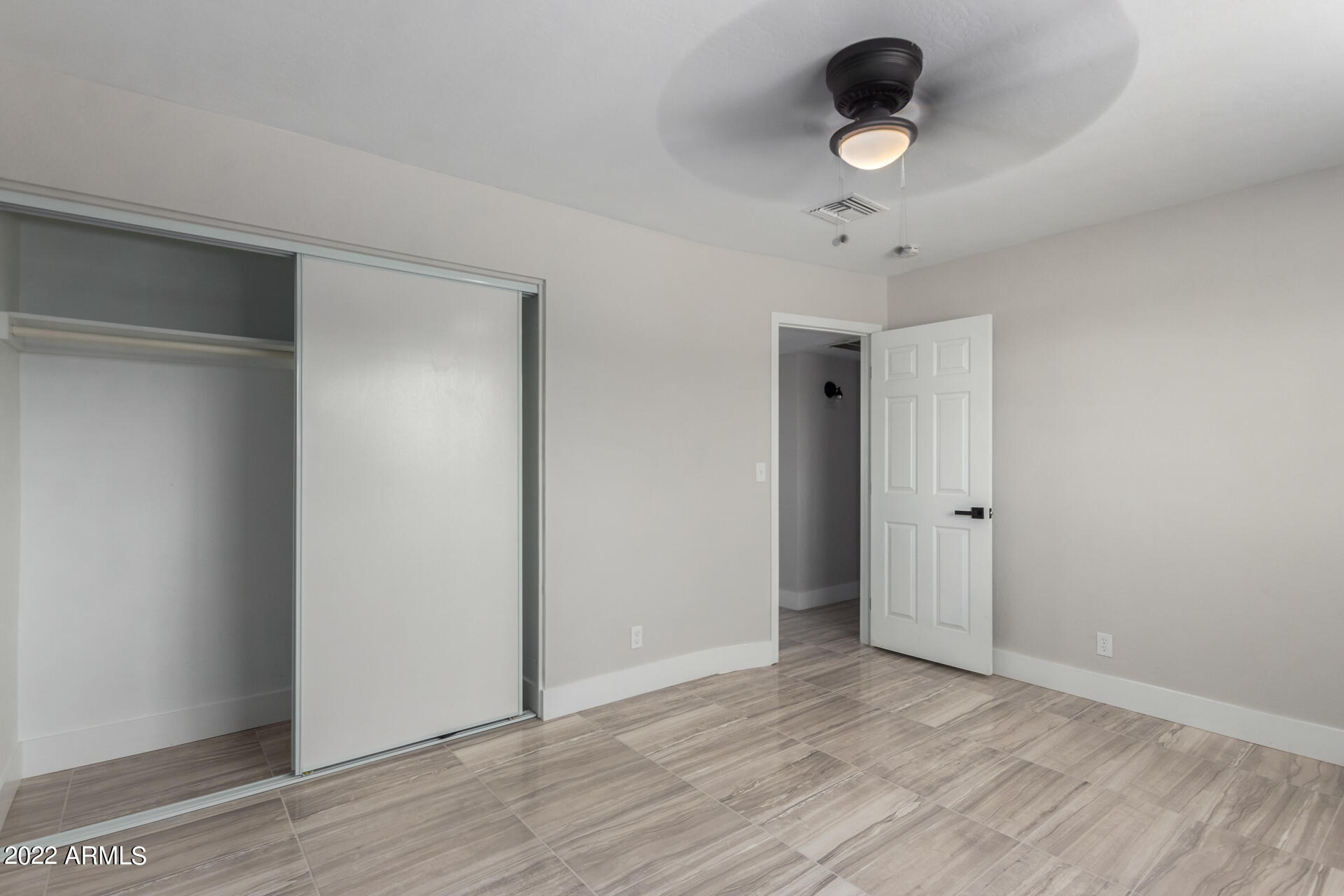 2914 West Charter Oak Road Phoenix, AZ 85029 - Photo 14 of 23 14 - Charter Oak