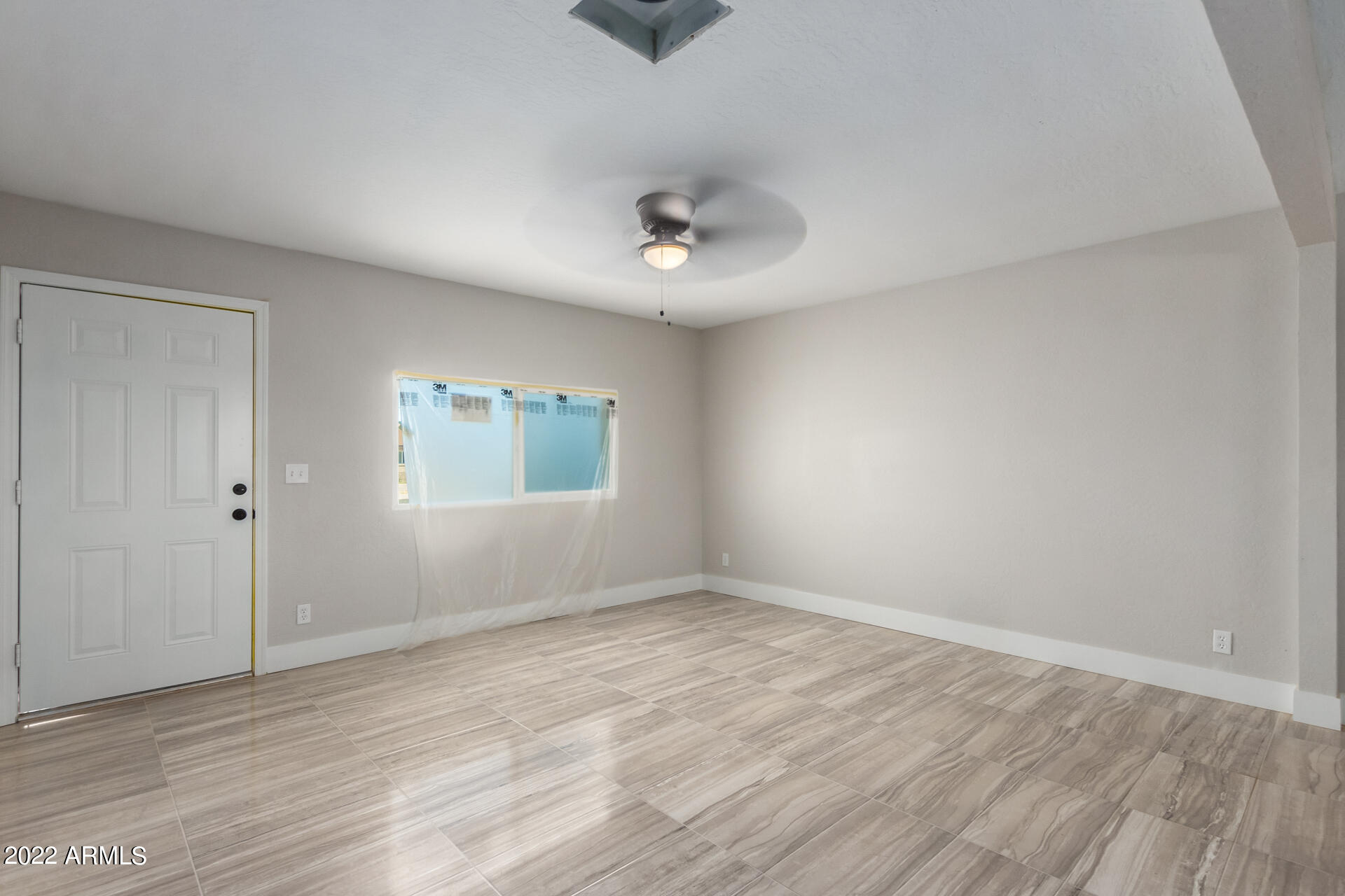 2914 West Charter Oak Road Phoenix, AZ 85029 - Photo 6 of 23 6 - Charter Oak