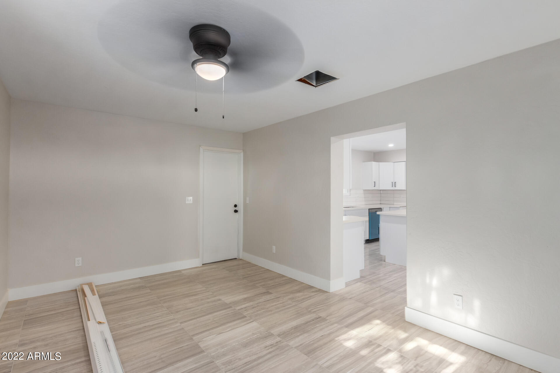 2914 West Charter Oak Road Phoenix, AZ 85029 - Photo 8 of 23 8 - Charter Oak