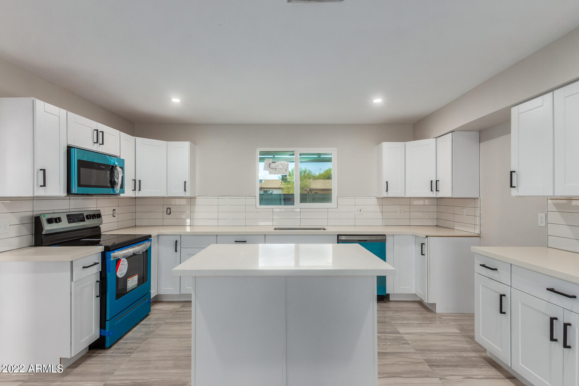 2914 West Charter Oak Road Phoenix, AZ 85029 - Photo 10 of 23 10 - Charter Oak