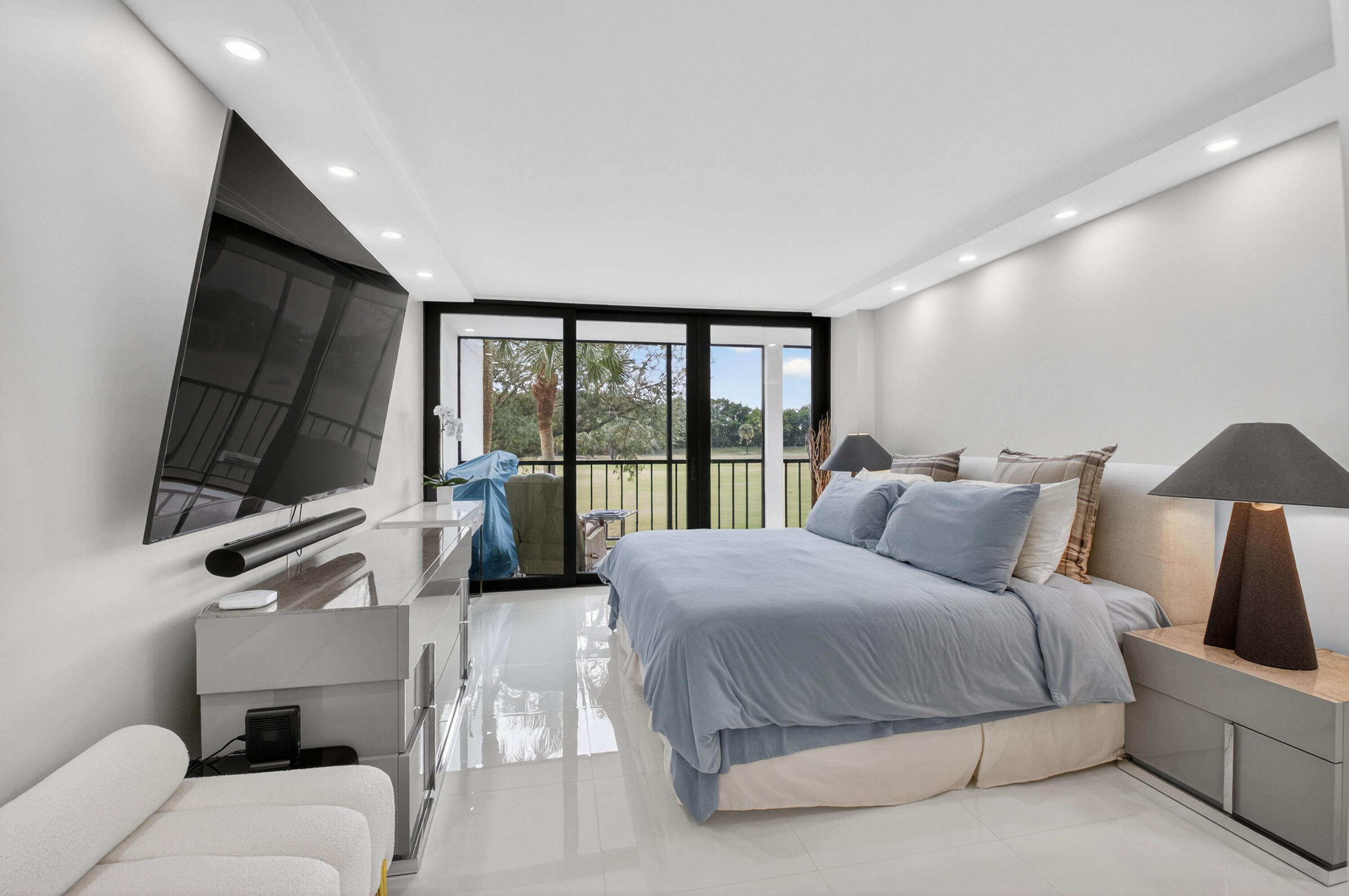 7835 Lakeside Boulevard, Unit 925 Boca Raton, FL 33434 - Photo 18 of 88 Primary Bedroom