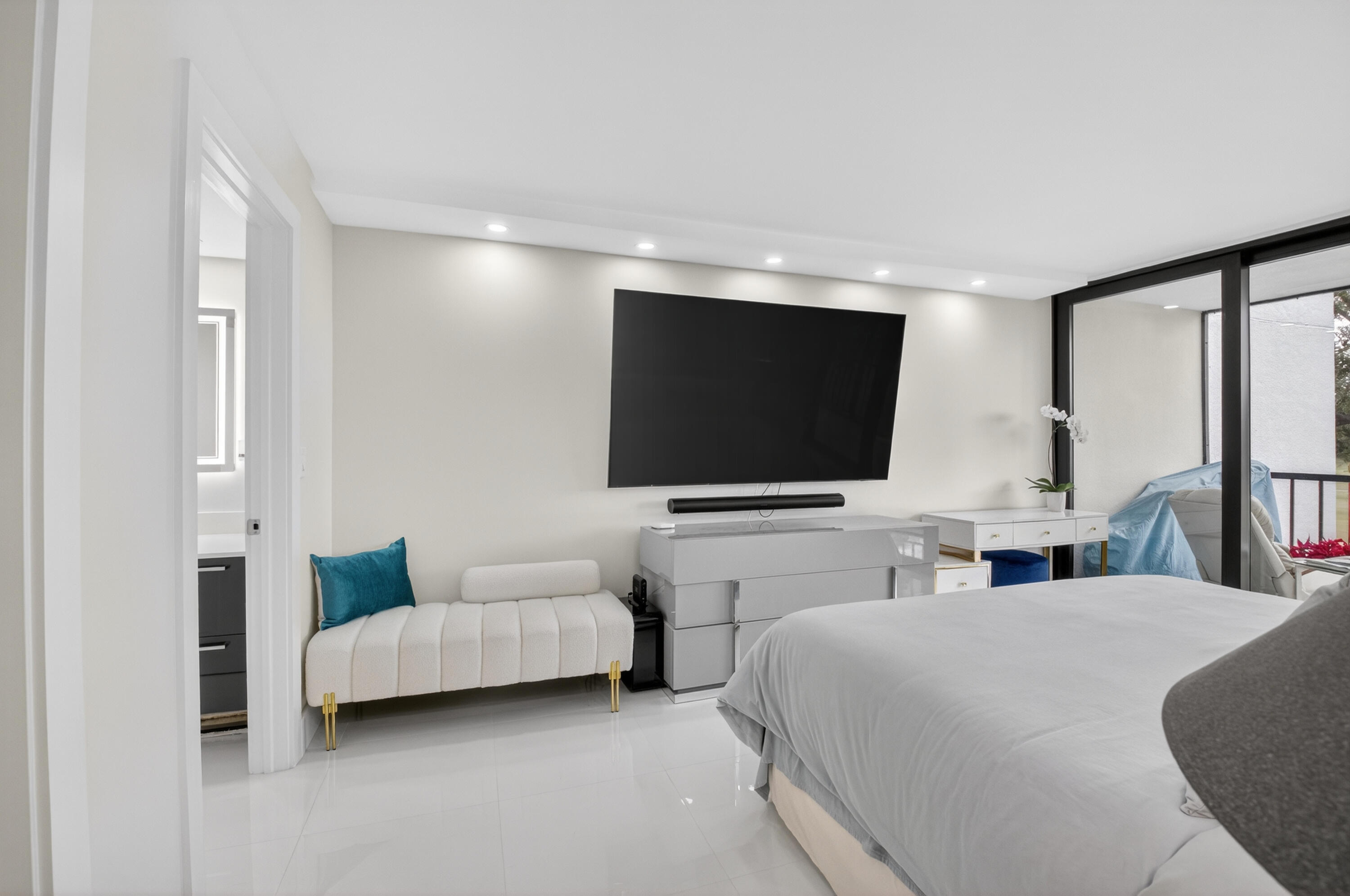 7835 Lakeside Boulevard, Unit 925 Boca Raton, FL 33434 - Photo 19 of 88 Primary