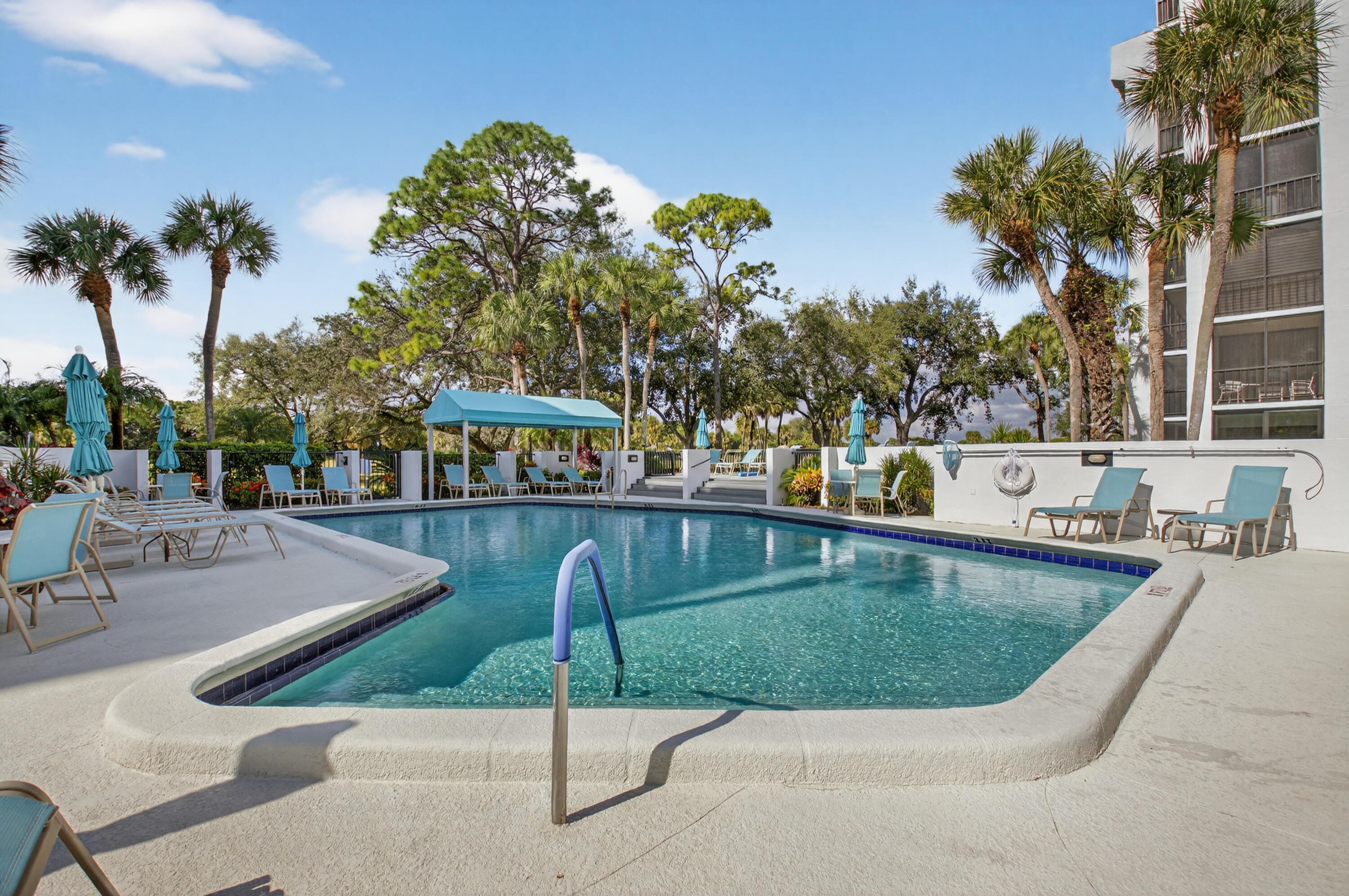 7835 Lakeside Boulevard, Unit 925 Boca Raton, FL 33434 - Photo 32 of 88 Lakewood Pool