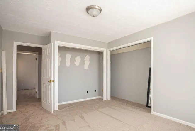 an empty room with window