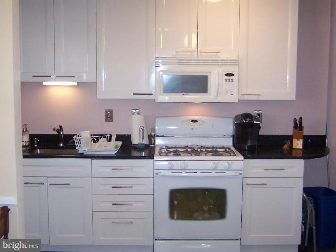 3431 Dunran Road Dundalk, MD 21222 - Photo 17 of 22 Kitchen #2