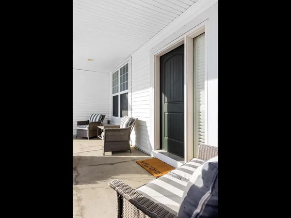 $770,000 | 17602 62nd Avenue North, Maple Grove, MN 55311