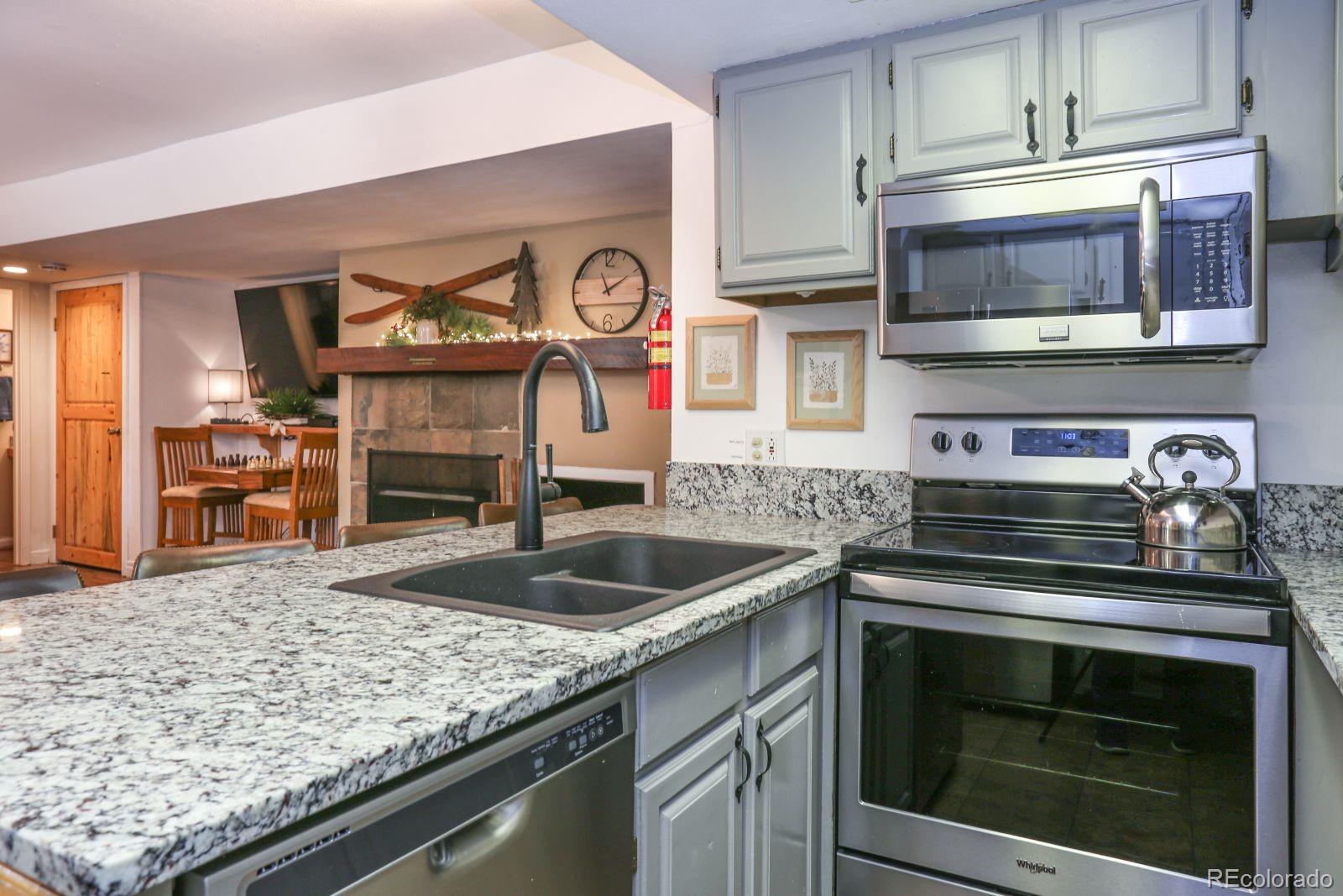 393 Wild Irishman Road, Unit 1050 Keystone, CO 80435 - Photo 7 of 29 Gallery Image 7