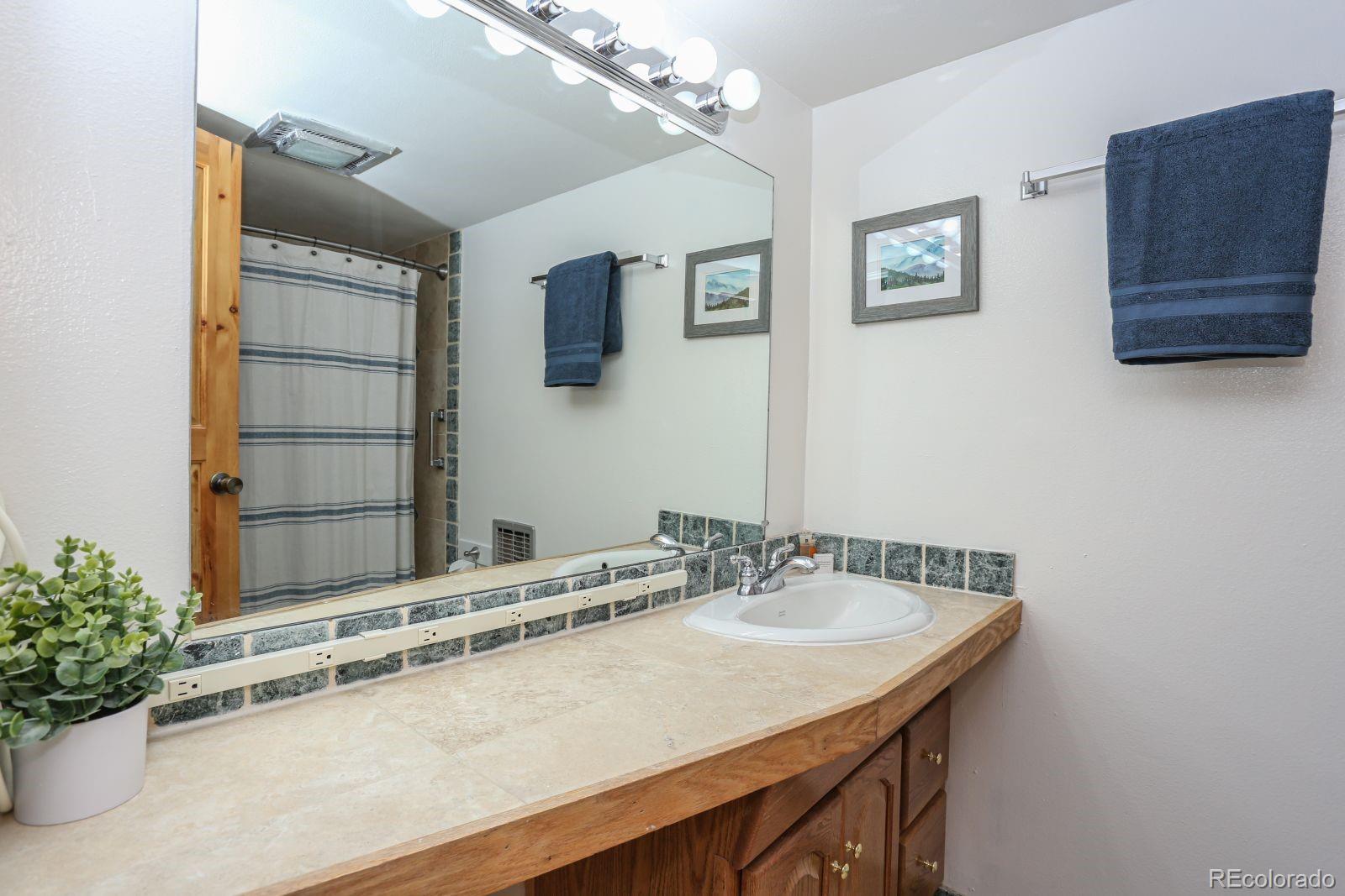 393 Wild Irishman Road, Unit 1050 Keystone, CO 80435 - Photo 10 of 29 Gallery Image 10