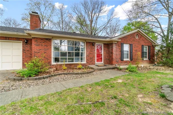 $269,900 | 3403 Jaffrey Drive, New Albany, IN 47150