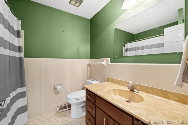 $269,900 | 3403 Jaffrey Drive, New Albany, IN 47150