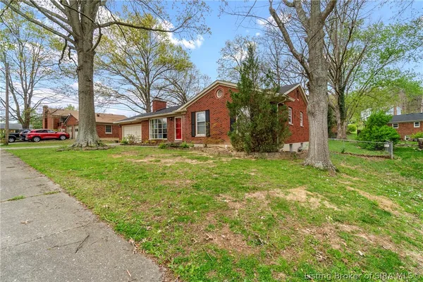 $269,900 | 3403 Jaffrey Drive, New Albany, IN 47150