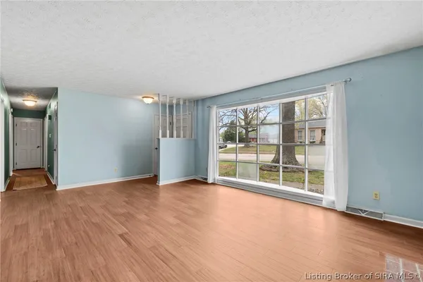 $269,900 | 3403 Jaffrey Drive, New Albany, IN 47150