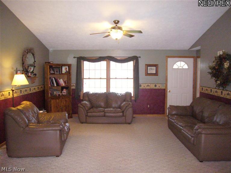 16055 Madison Road Middlefield, OH 44062 - Photo 3 of 15