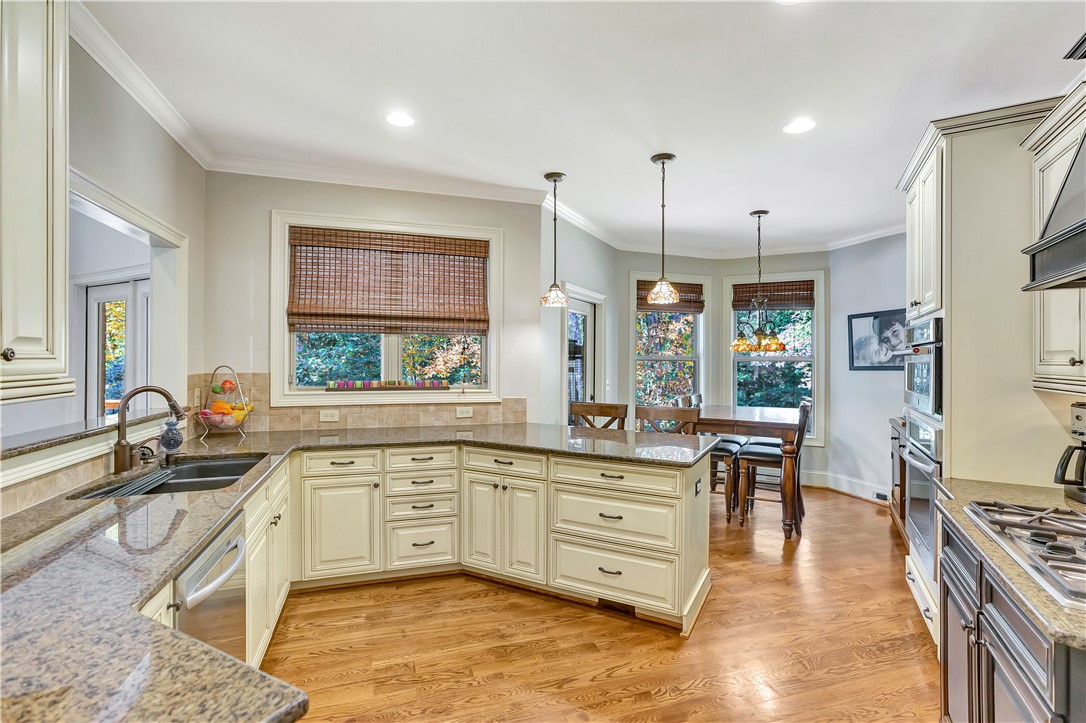 112 Augusta National Anderson, SC 29621 - Photo 7 of 25