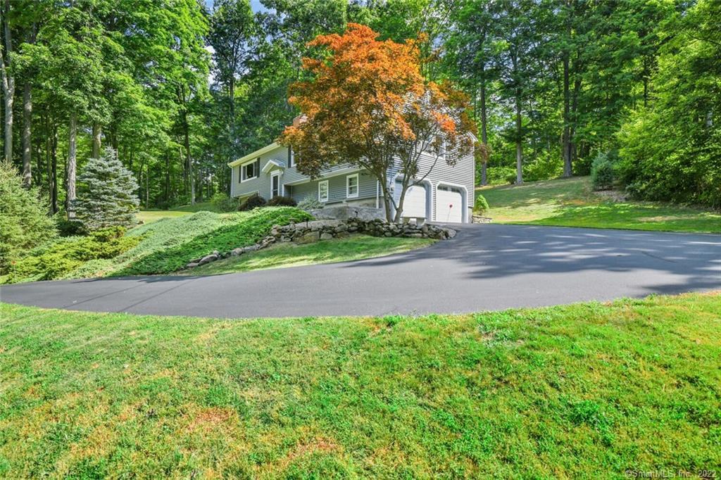 489 Community House Road Southbury, CT 06488 - Photo 1 of 1 Gallery Image 1