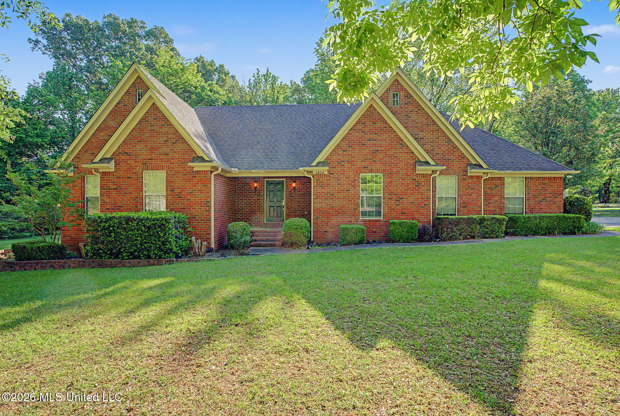 6490 Malone Road Olive Branch, MS 38654 - Photo 1 of 33 Front View