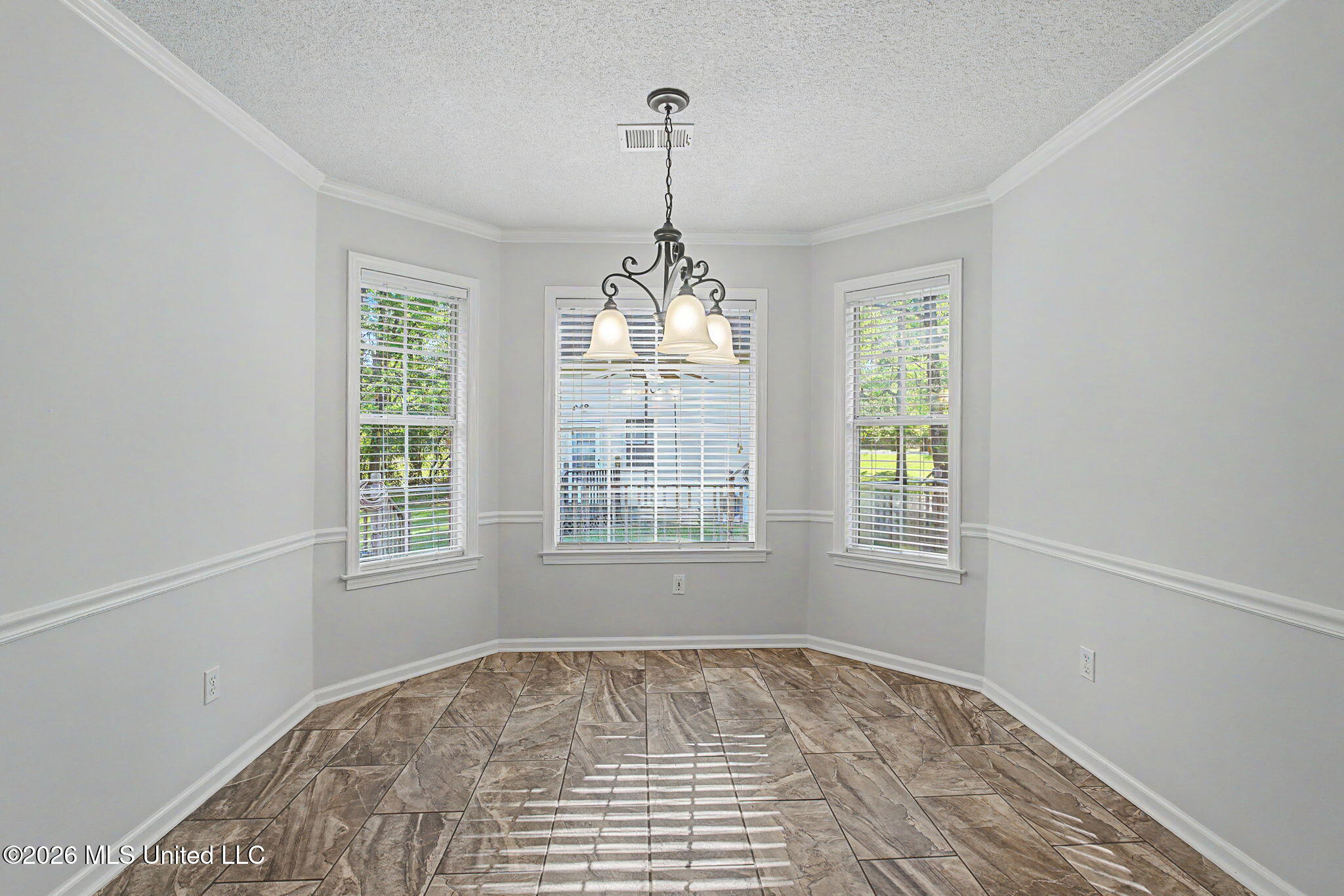 6490 Malone Road Olive Branch, MS 38654 - Photo 13 of 33 13-web-or-mls-6490 Malone-12