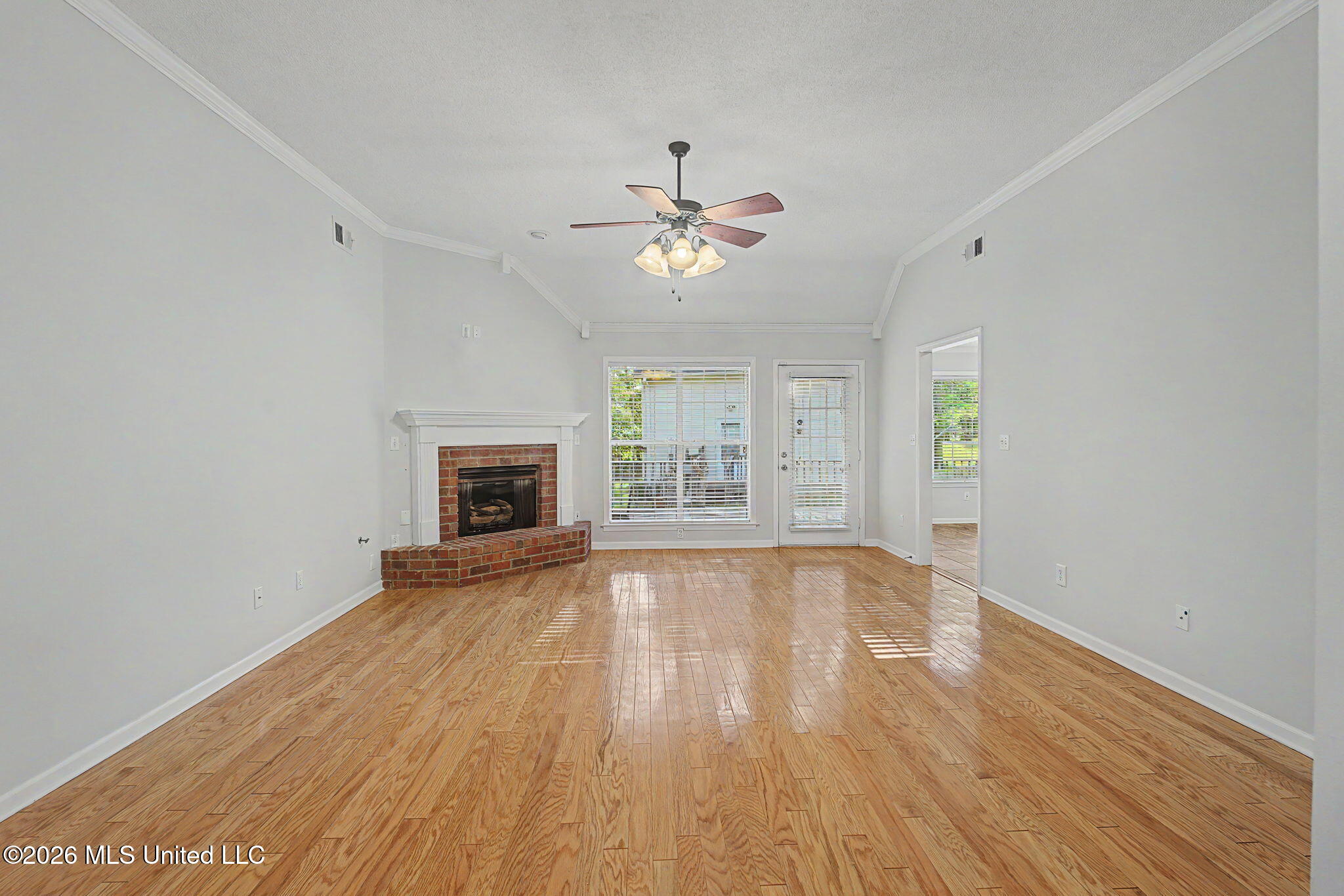 6490 Malone Road Olive Branch, MS 38654 - Photo 6 of 33 6-web-or-mls-6490 Malone-5