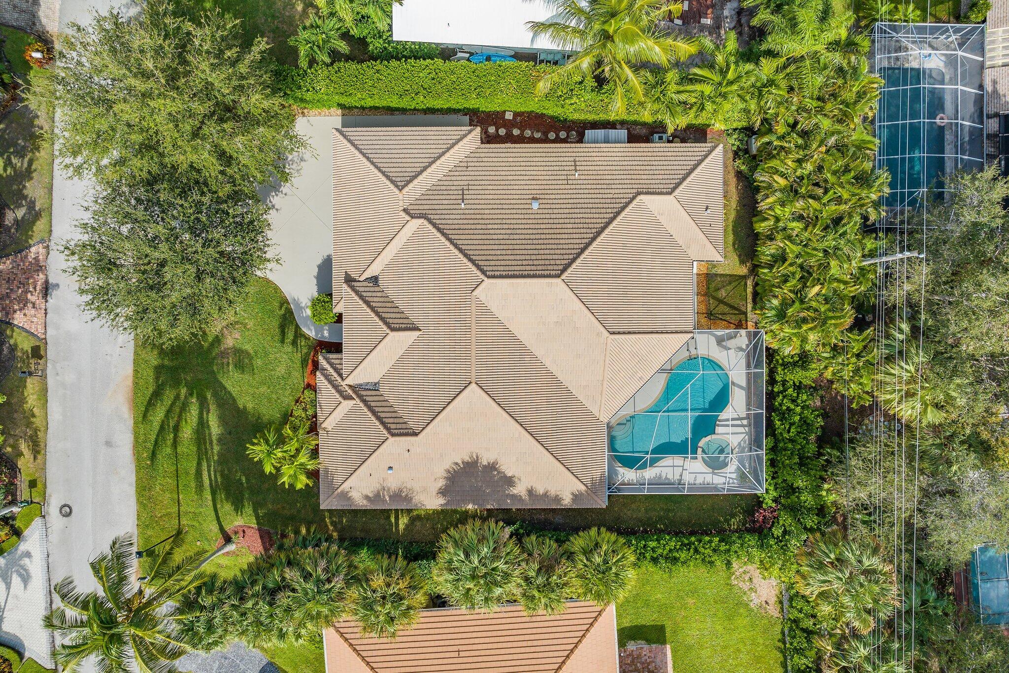 248 River Drive Tequesta, FL 33469 - Photo 32 of 65 an aerial view of a house